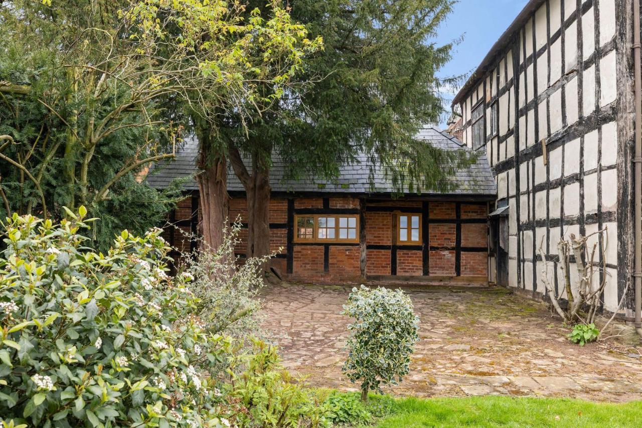 Gardeners Cottage Near Ледбері Екстер'єр фото